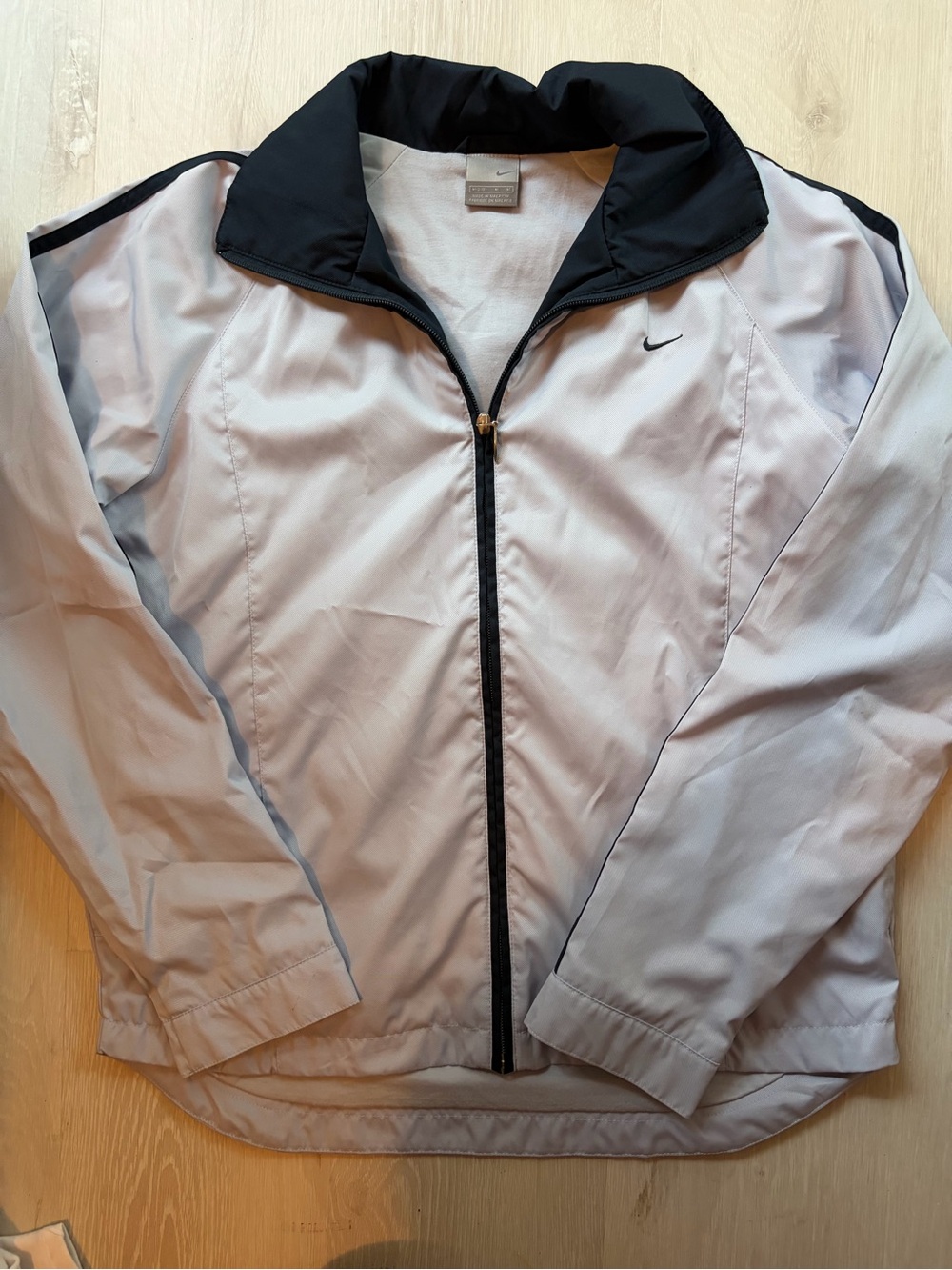 Vintage Women’s Y2K Windbreaker